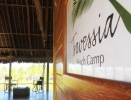 Sustainable vacation at the Travessia beach camp